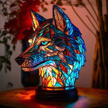Lade das Bild in den Galerie-Viewer, LeuchtWolf - handgefertigte Lampe, die Herzen erstrahlen lässt
