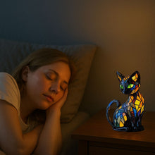 Lade das Bild in den Galerie-Viewer, Leuchtkatze – Die handgefertigte Lampe, die Herzen erstrahlen lässt
